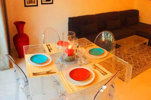 Marrakech Immo suggests this splendid apartment in a high